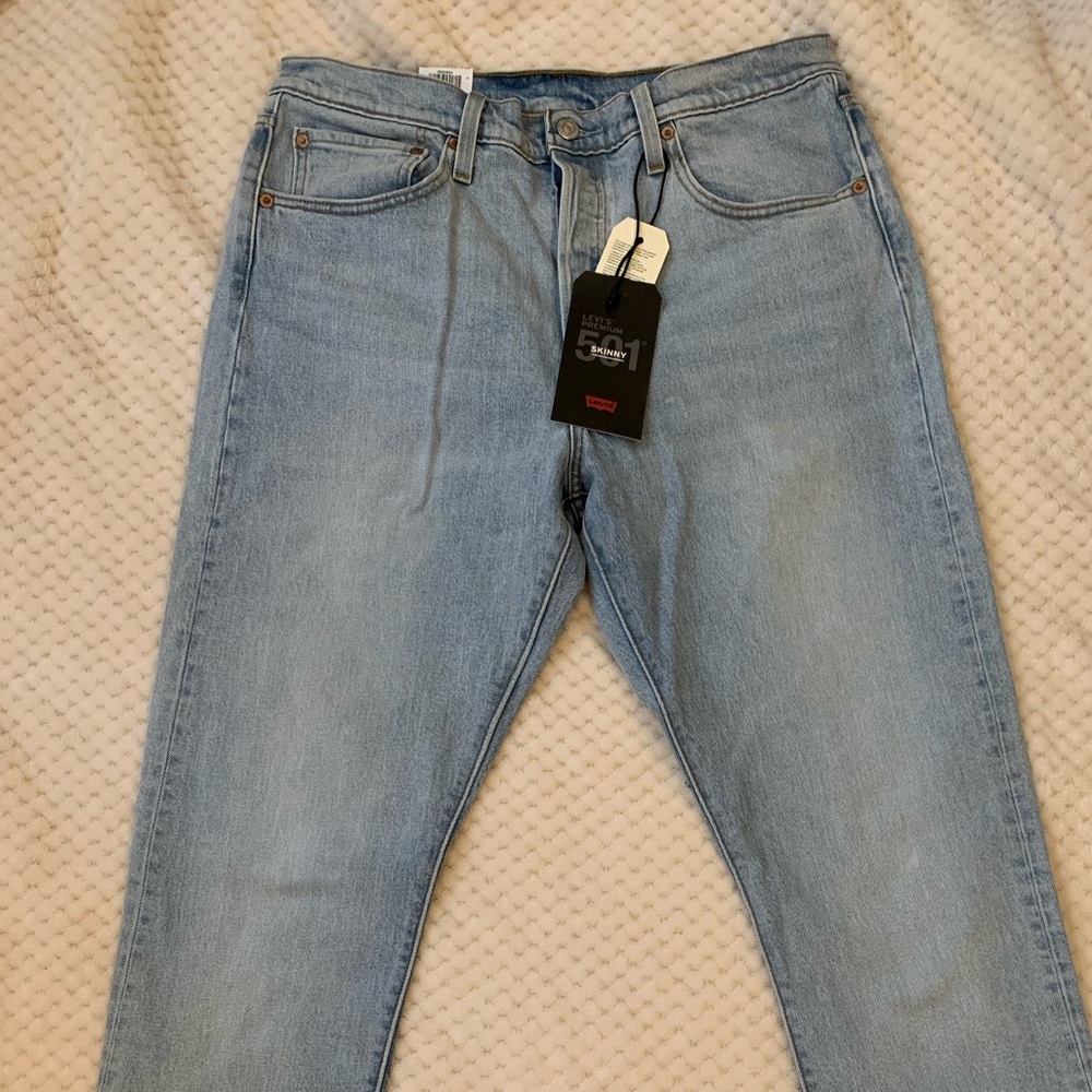 NWT Levi’s 501 Straight Skinny Jeans - 32x32